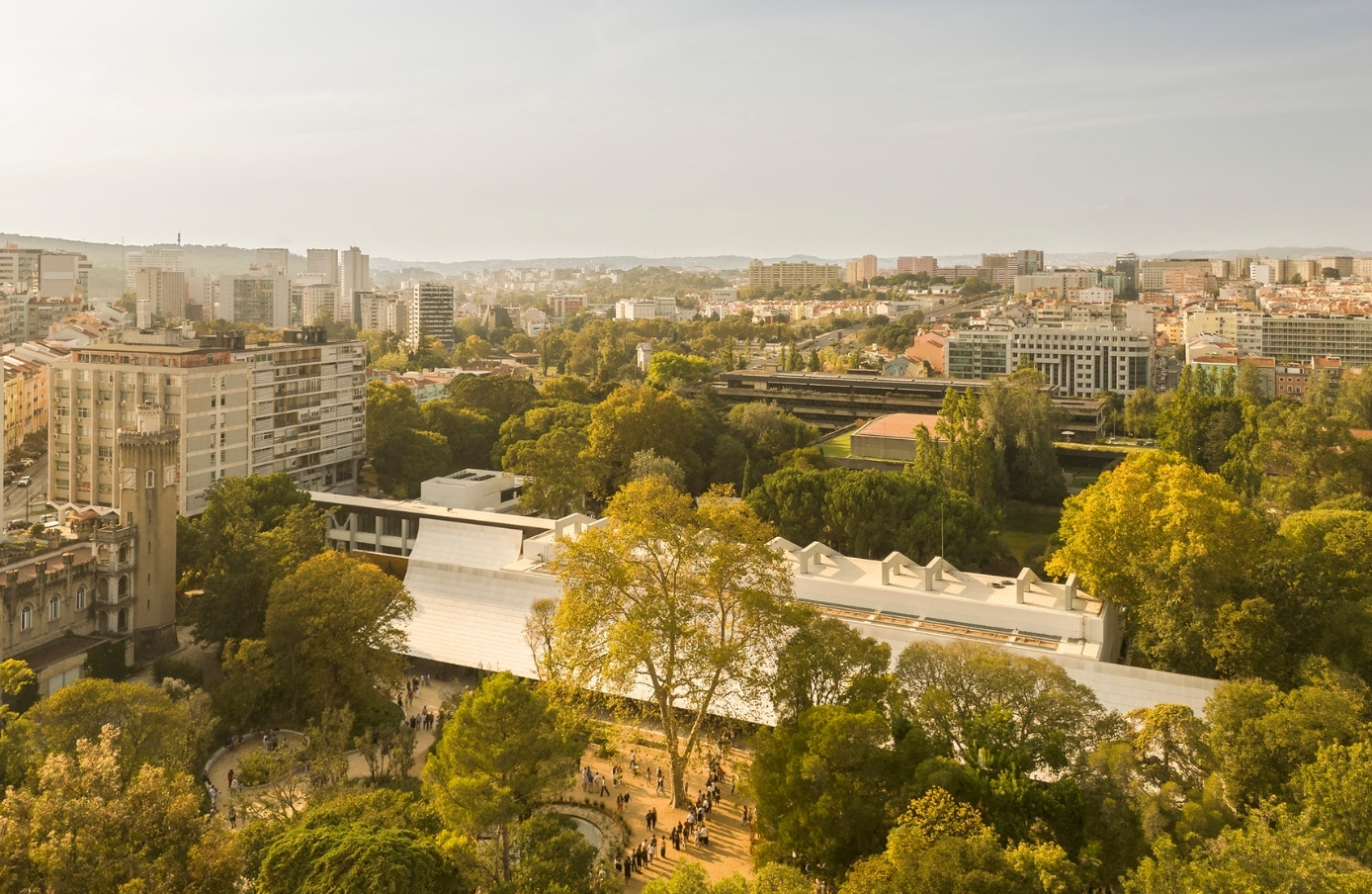 SU TOPSCAPE 64 GULBENKIAN FOUNDATION MUSEUM
